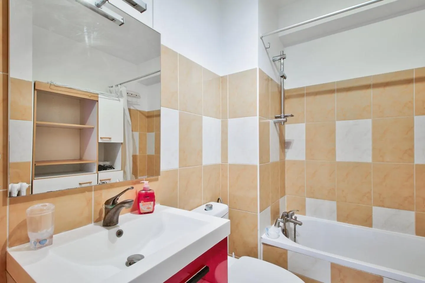 Superb 1br Flat With Balcony View On Sacre-coeur Apartment Paris